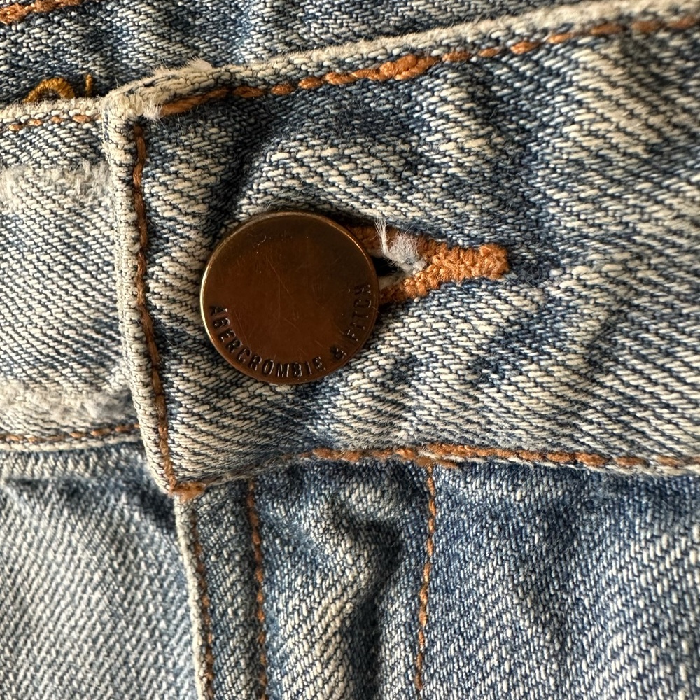 Vintage Y2K Abercrombie & Fitch Denim Skirt - Picture 3 of 6